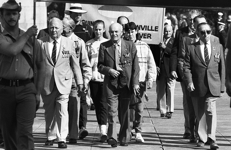 ANZAC Day parades : Faces of ANZAC : Military Veterans : ANZAC DAY : Australia : Richard Moore : Journalist : Photographer :